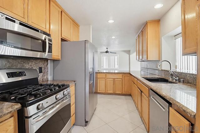 1572 Antoine Dr, San Diego, CA 92139