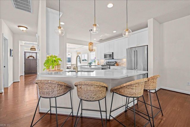 2137 Nottoway LN, Virginia Beach, VA 23456