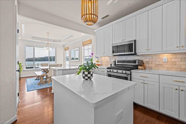 2137 Nottoway LN, Virginia Beach, VA 23456