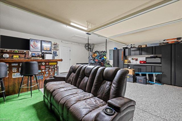 2137 Nottoway LN, Virginia Beach, VA 23456