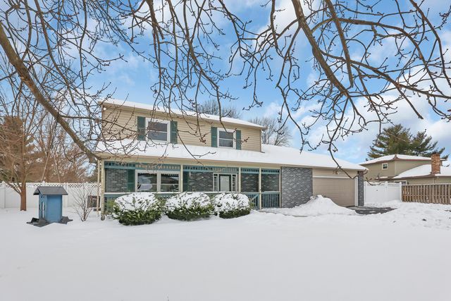 9841 Woodsfield Circle NW, Pickerington, OH 43147