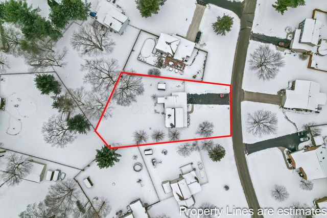 9841 Woodsfield Circle NW, Pickerington, OH 43147