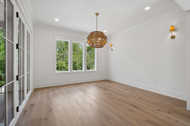 5448B Franklin Pike Cir, Brentwood, TN 37027