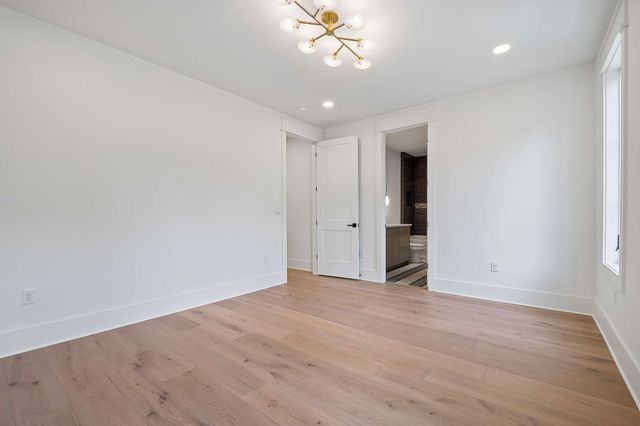5448B Franklin Pike Cir, Brentwood, TN 37027