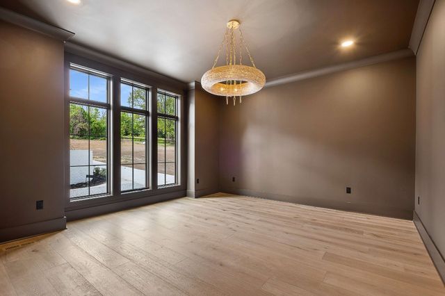 5448B Franklin Pike Cir, Brentwood, TN 37027