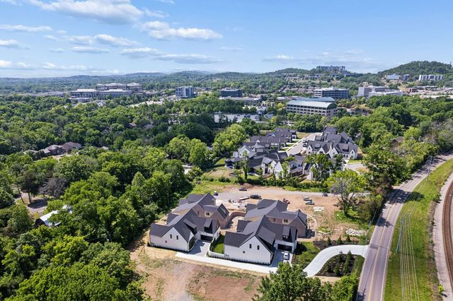 5448B Franklin Pike Cir, Brentwood, TN 37027