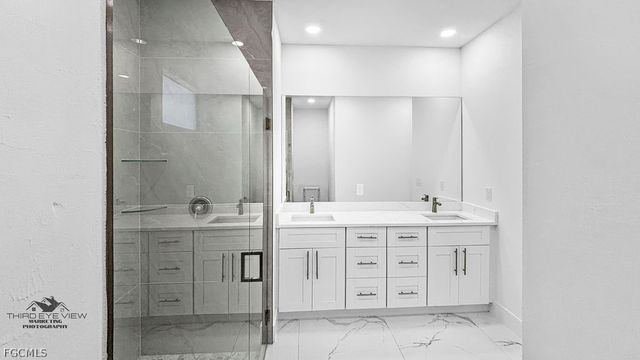 1752 Pine AVE, Lehigh Acres, FL 33972