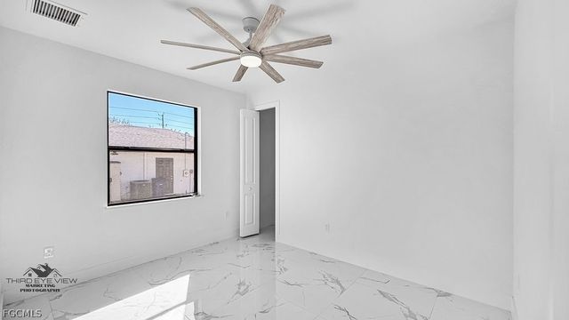 1752 Pine AVE, Lehigh Acres, FL 33972