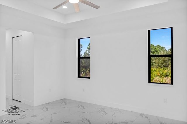 1752 Pine AVE, Lehigh Acres, FL 33972