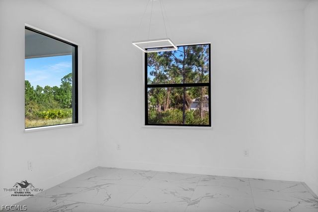 1752 Pine AVE, Lehigh Acres, FL 33972