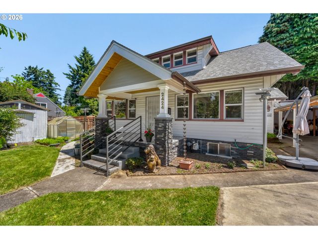 2424 Ne 102ND Ave, Portland, OR 97220
