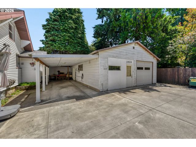 2424 Ne 102ND Ave, Portland, OR 97220