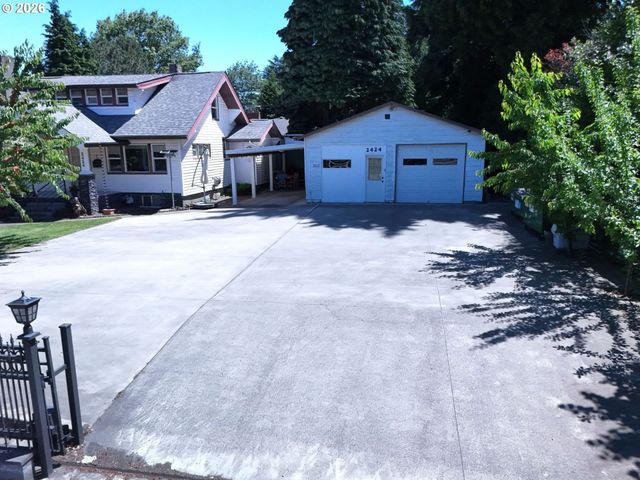 2424 Ne 102ND Ave, Portland, OR 97220
