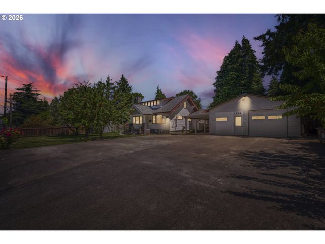 2424 Ne 102ND Ave, Portland, OR 97220