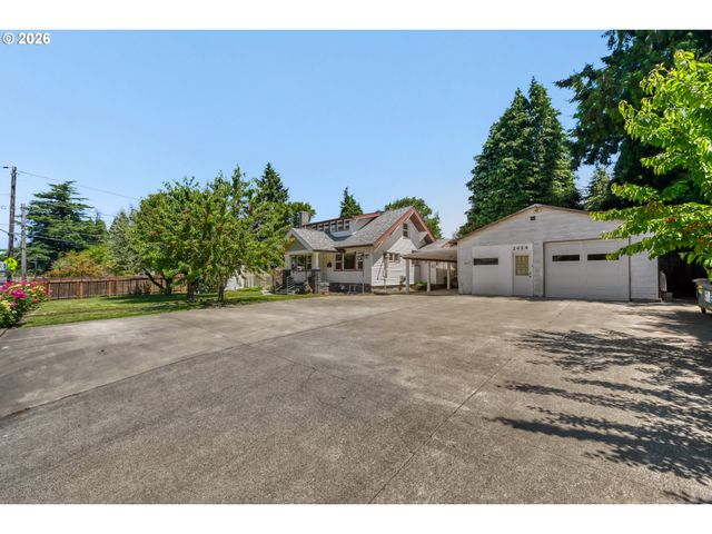 2424 Ne 102ND Ave, Portland, OR 97220