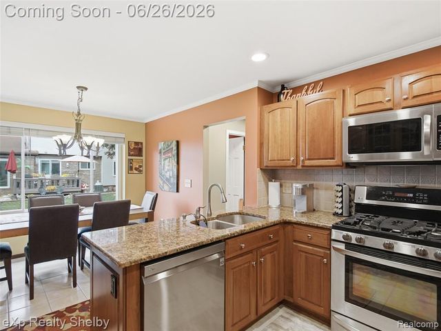 47621 Valley Forge Drive, Macomb, MI 48044