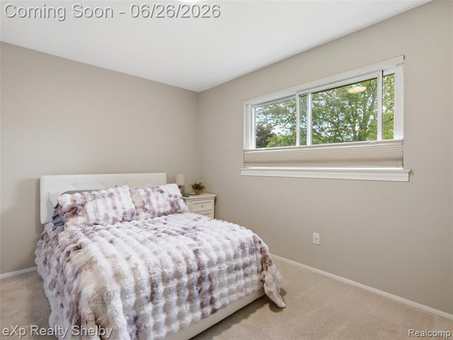 47621 Valley Forge Drive, Macomb, MI 48044