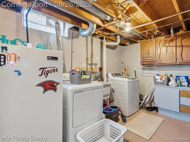 47621 Valley Forge Drive, Macomb, MI 48044
