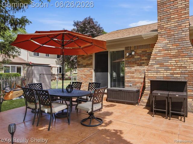 47621 Valley Forge Drive, Macomb, MI 48044
