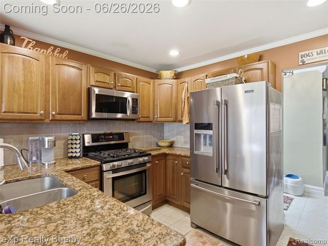 47621 Valley Forge Drive, Macomb, MI 48044