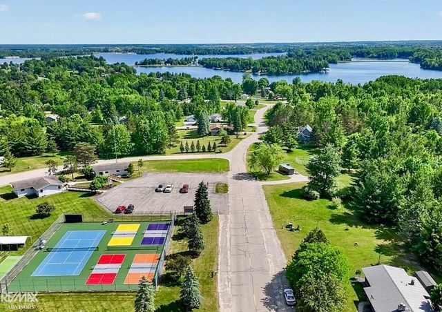4338 Hamilton Way, Gladwin, MI 48624