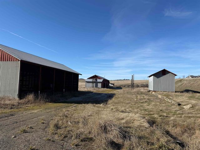 21200 N N Division Rd, Colbert, WA 99005