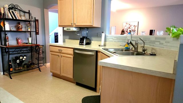 25734 S Bridle Path, Channahon, IL 60410