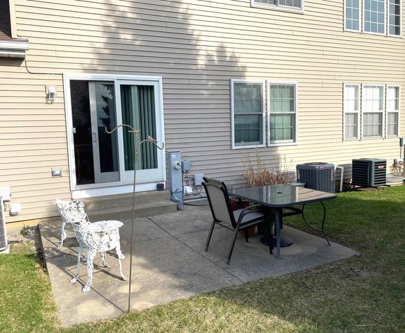 25734 S Bridle Path, Channahon, IL 60410