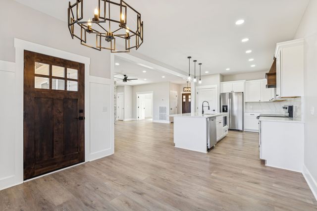 820 Country Wood Ct, Cookeville, TN 38506