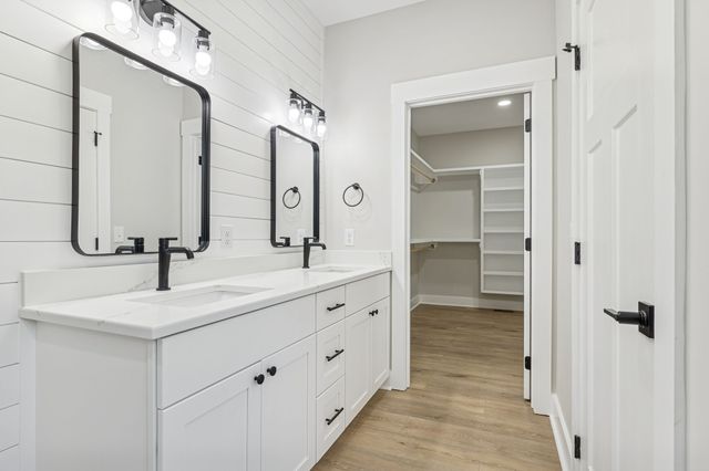 820 Country Wood Ct, Cookeville, TN 38506