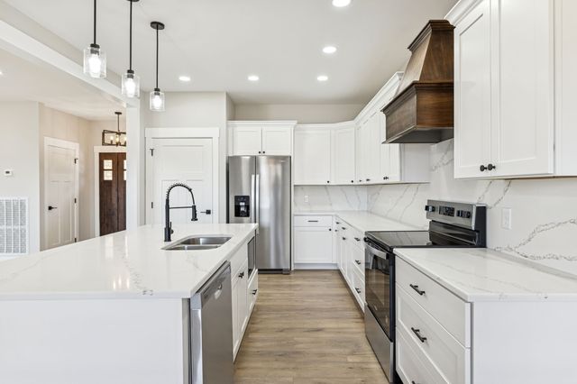 820 Country Wood Ct, Cookeville, TN 38506