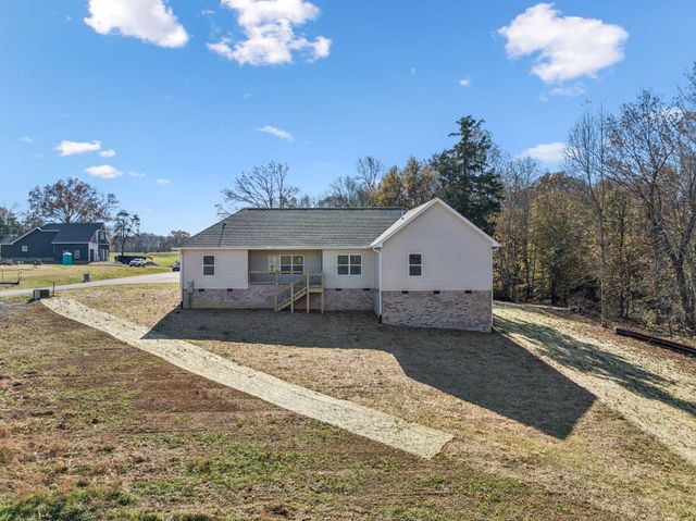 820 Country Wood Ct, Cookeville, TN 38506