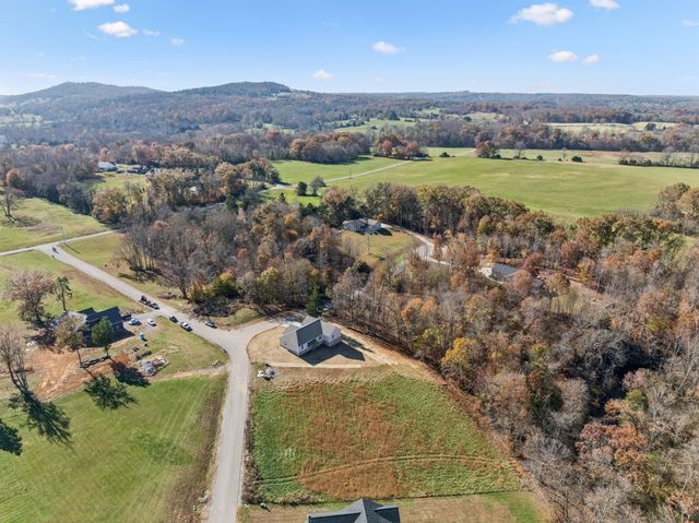 820 Country Wood Ct, Cookeville, TN 38506