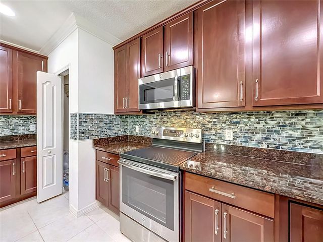 15523 GEMINI DRIVE, Mascotte, FL 34753