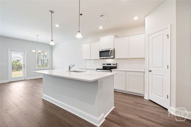 496 Monterey Loop, Richmond Hill, GA 31324