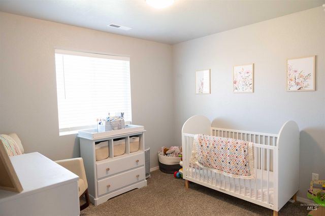 1680 SW Levant Way, Mountain Home, ID 83647