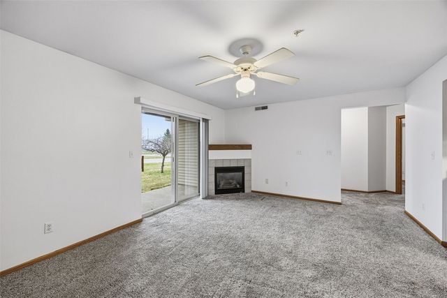 1010 240th St 1, North Liberty, IA 52317