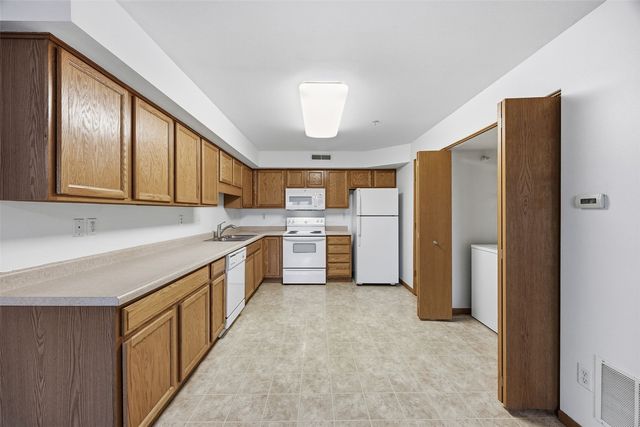 1010 240th St 1, North Liberty, IA 52317