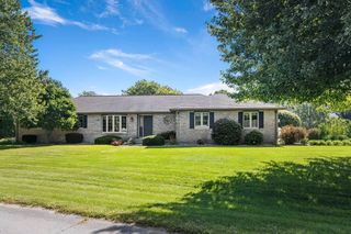 1009 S Redbud Drive, La Porte, IN 46350