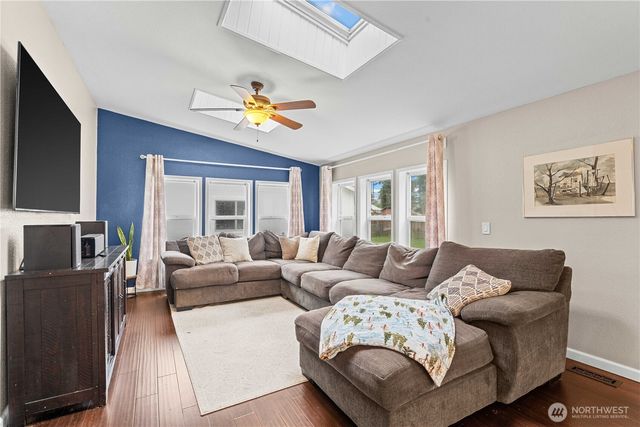 22408 65th Avenue E, Spanaway, WA 98387