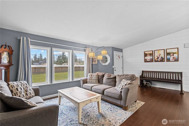 22408 65th Avenue E, Spanaway, WA 98387