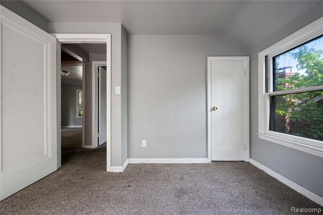 10438 Wayburn Street, Detroit, MI 48224