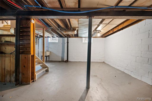 10438 Wayburn Street, Detroit, MI 48224