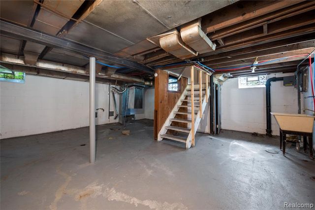 10438 Wayburn Street, Detroit, MI 48224