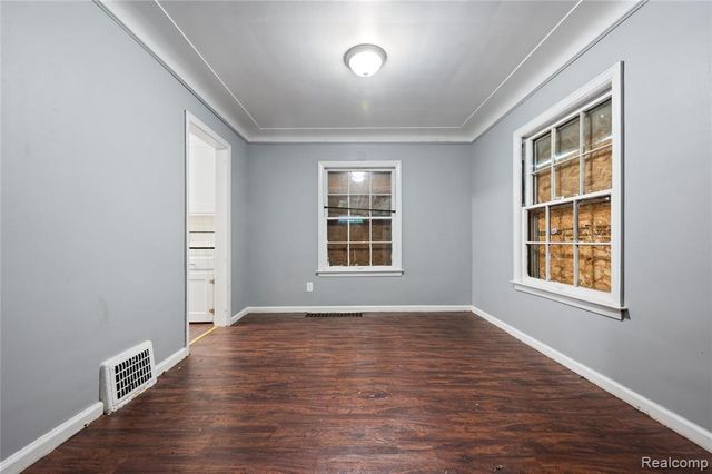 10438 Wayburn Street, Detroit, MI 48224