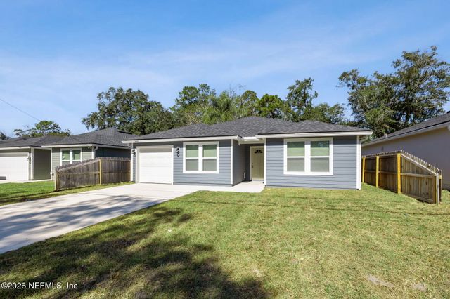 8462 BUTTERCUP Street, Jacksonville, FL 32210