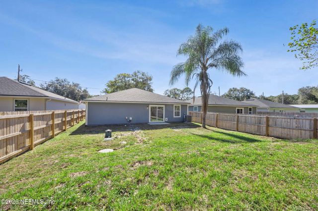 8462 BUTTERCUP Street, Jacksonville, FL 32210