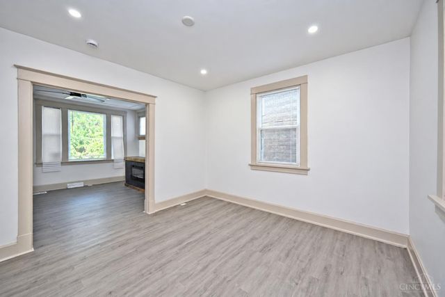 395 Elberon Avenue, Cincinnati, OH 45205