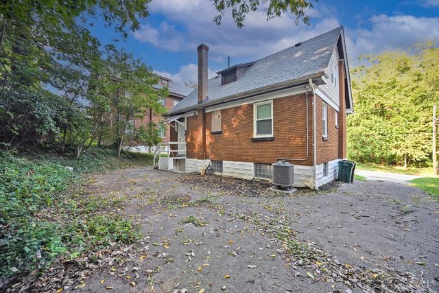 395 Elberon Avenue, Cincinnati, OH 45205