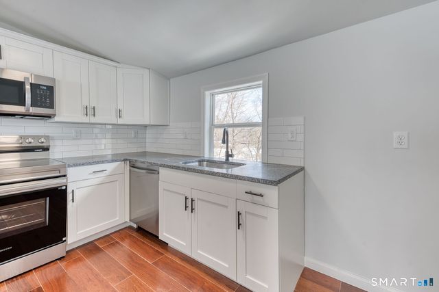 3 Orchard Drive, Danbury, CT 06811